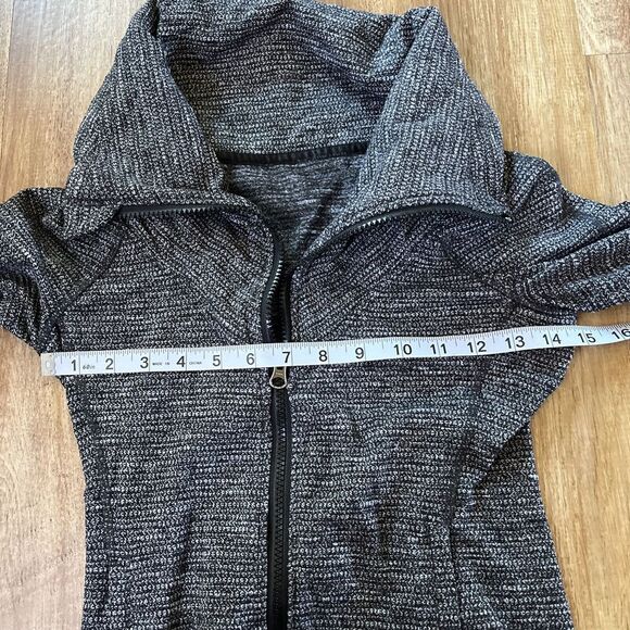 Lululemon Be Present Coco Pique‎ Black Jacket Full Zip Women's Size 2 - Picture 5 of 6